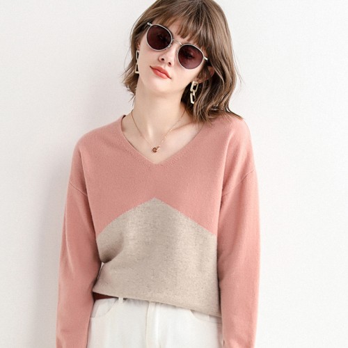 100% Wool V-neck Contrasted Knit Top