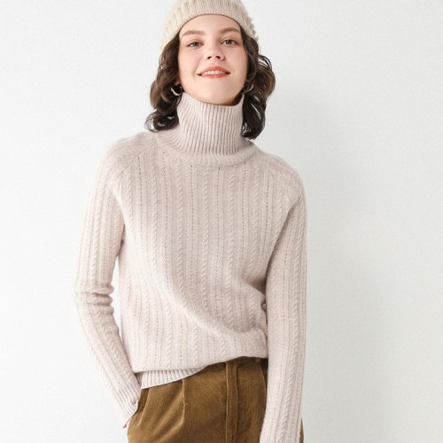 100% Wool Turtle-neck Braided Knit Top