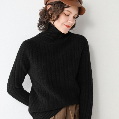 100% Wool Turtle-neck Braided Knit Top