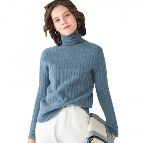 100% Wool Turtle-neck Braided Knit Top