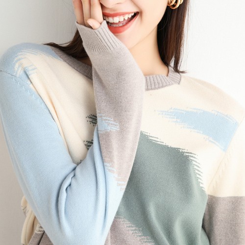 Round-neck Color mixed Knit Top