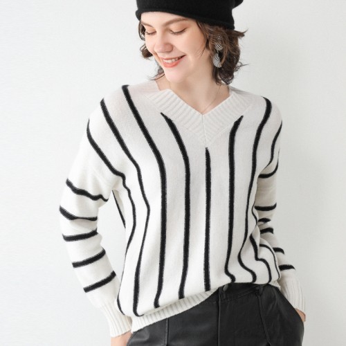 100% Wool V-neck Stripe Knit Top