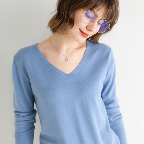 V-neck Knitted Top