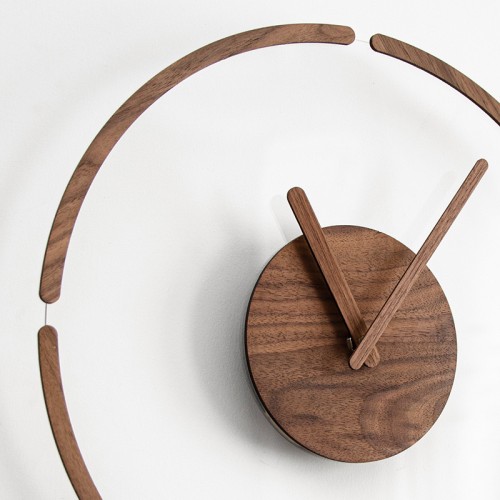 Wooden Highlighted Acrylic Wall Clock Bedroom Mute Clock, Hole-free Mounting, Wall Decor