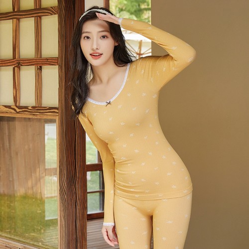 Lace Trim Embroidery Flower Pattern Comfortable Thermal Underwear Set