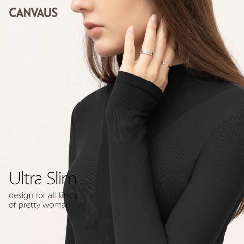 Form-Fitting Turtleneck Long Sleeves Top