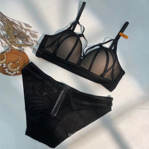 Sexy Solid Wireless Bra & Panty Set